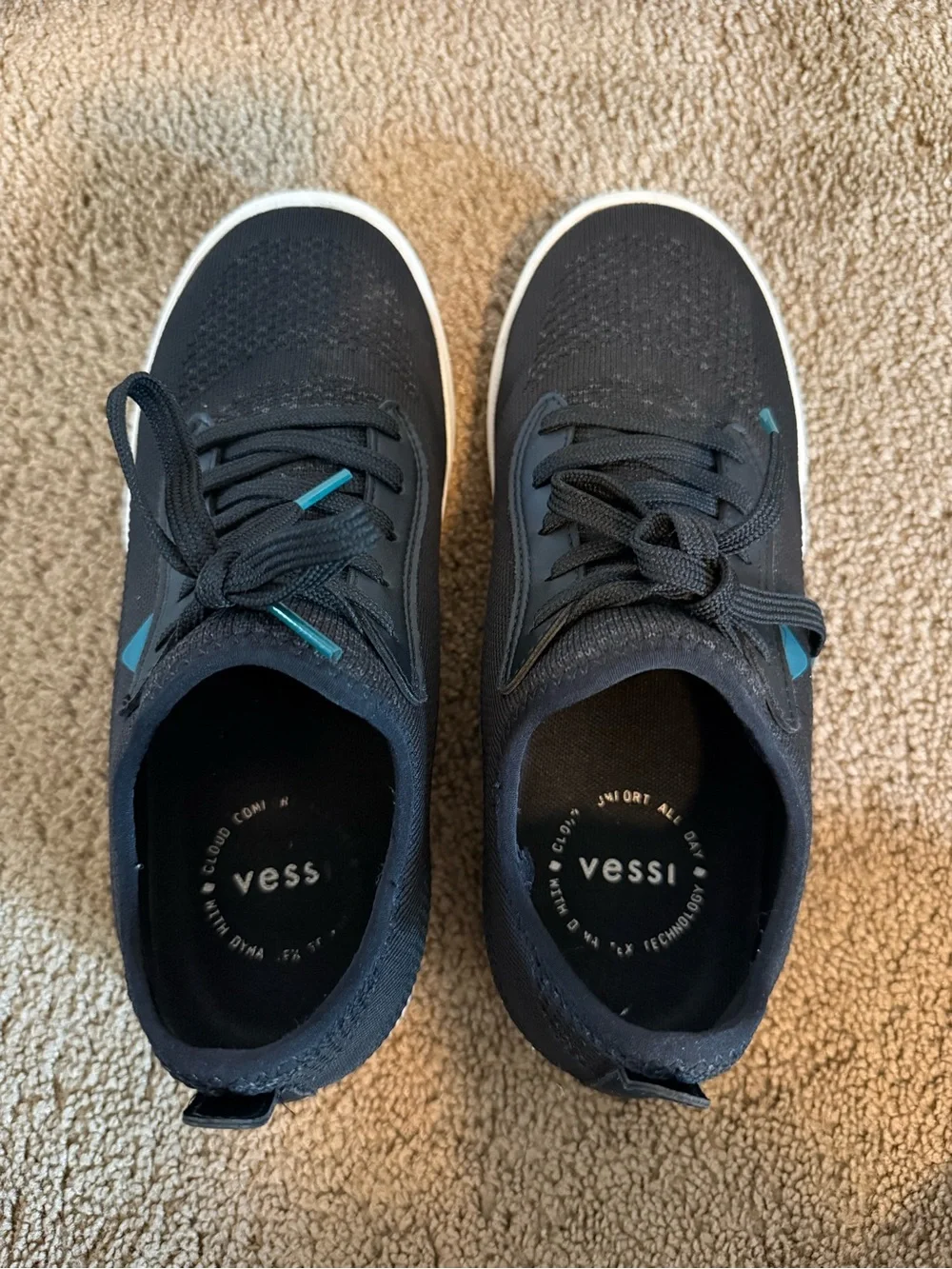 Vessi Weekender Black Low-Top Sneaker
